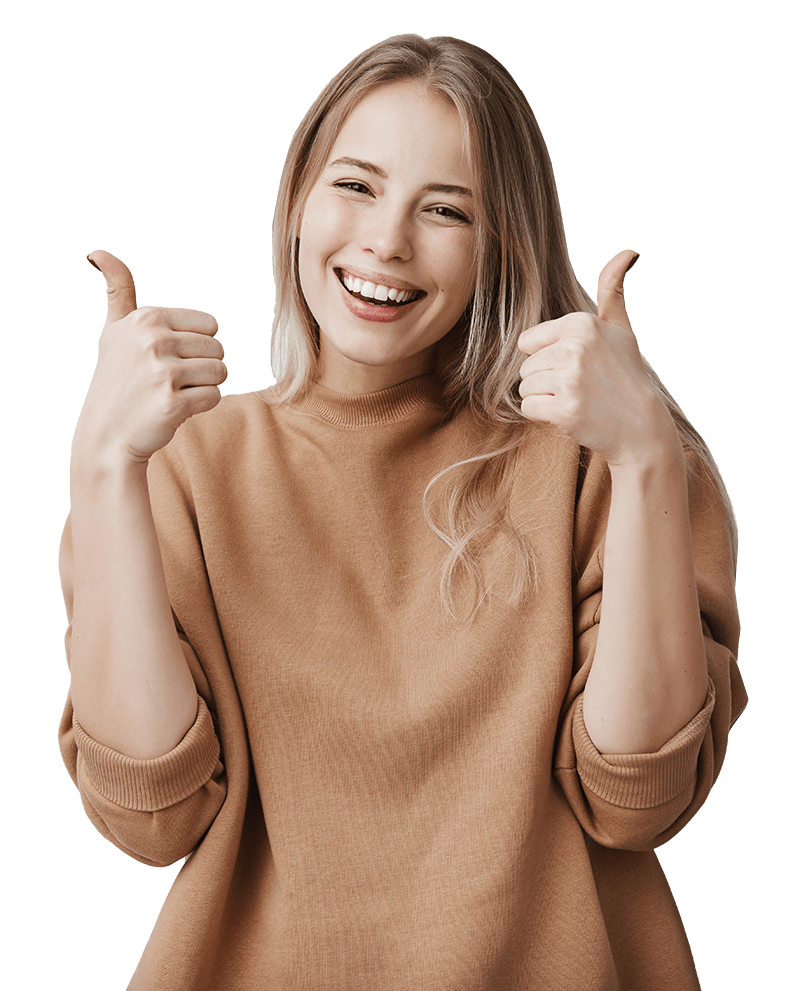 Фото дівчини яка посміхається